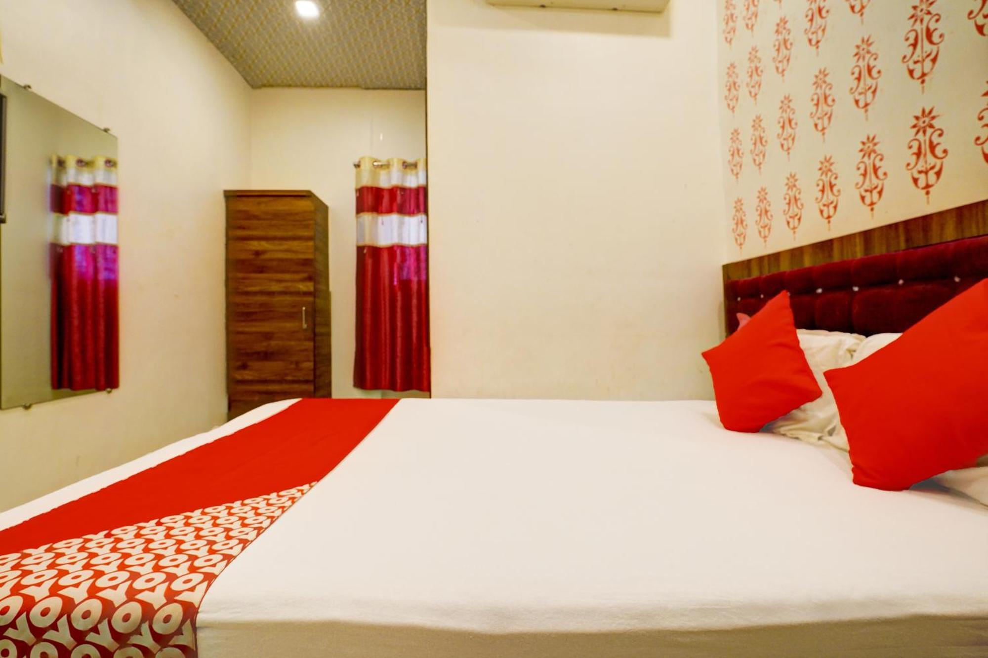 Hotel Aga Begs Mumbai Exteriör bild