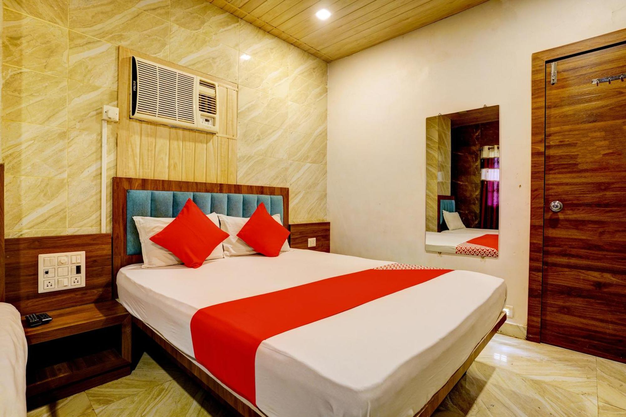 Hotel Aga Begs Mumbai Exteriör bild